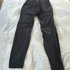 Black Mesh Lululemon Leggings